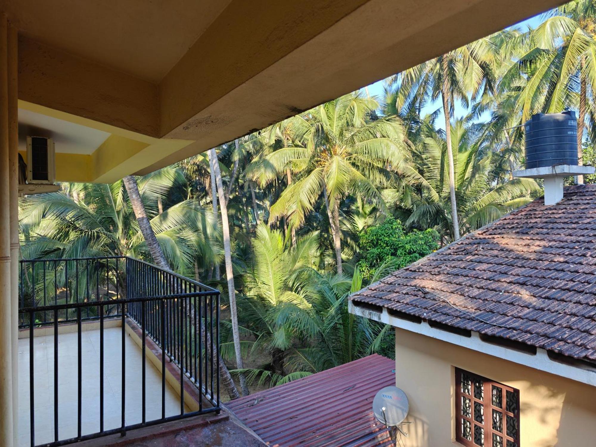 Ocean Walk Apartments 2Bhk Calangute Exterior foto