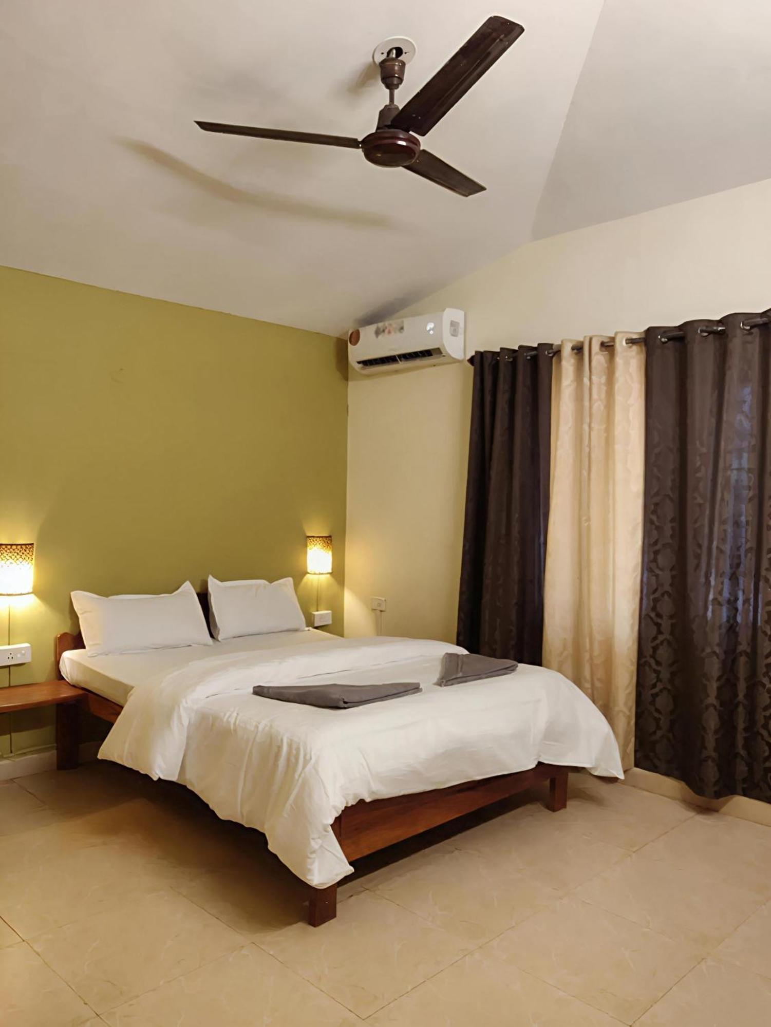 Ocean Walk Apartments 2Bhk Calangute Exterior foto